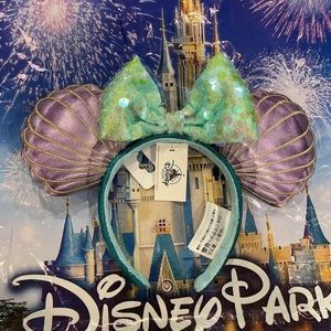 Disney parks Minnie Mouse ears headband